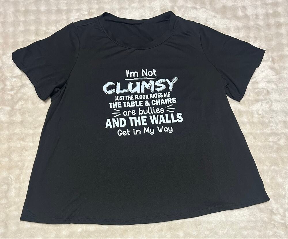 Woman’s 3xl t-shirt with text